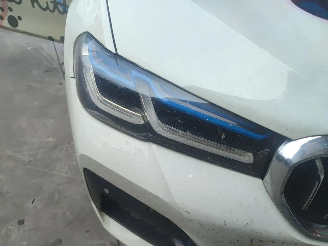 BMW 5 Series 2011 523Li Leading Model — миниатюра 7