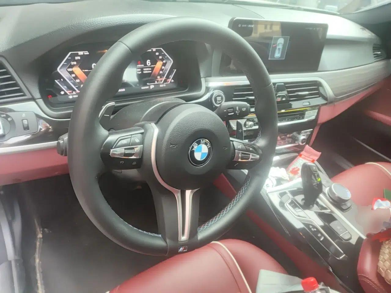 BMW 5 Series 2011 523Li Leading Model — миниатюра 10