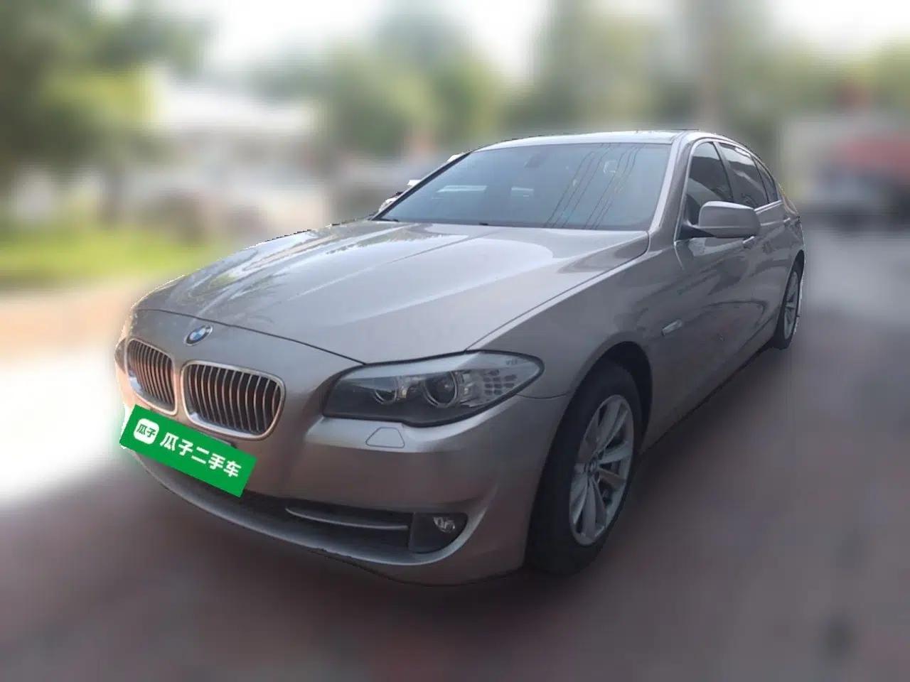 BMW 5 Series 2012 523Li Luxury Model — миниатюра 1