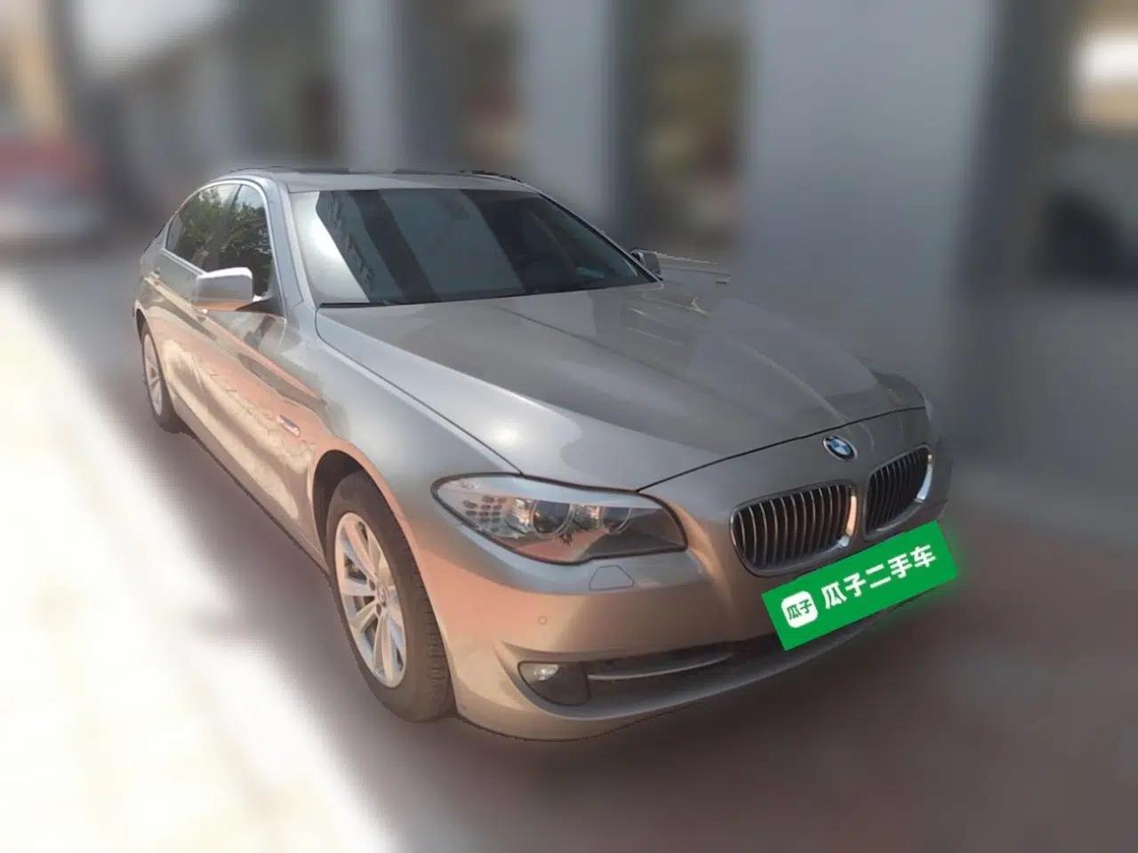 BMW 5 Series 2012 523Li Luxury Model — миниатюра 3