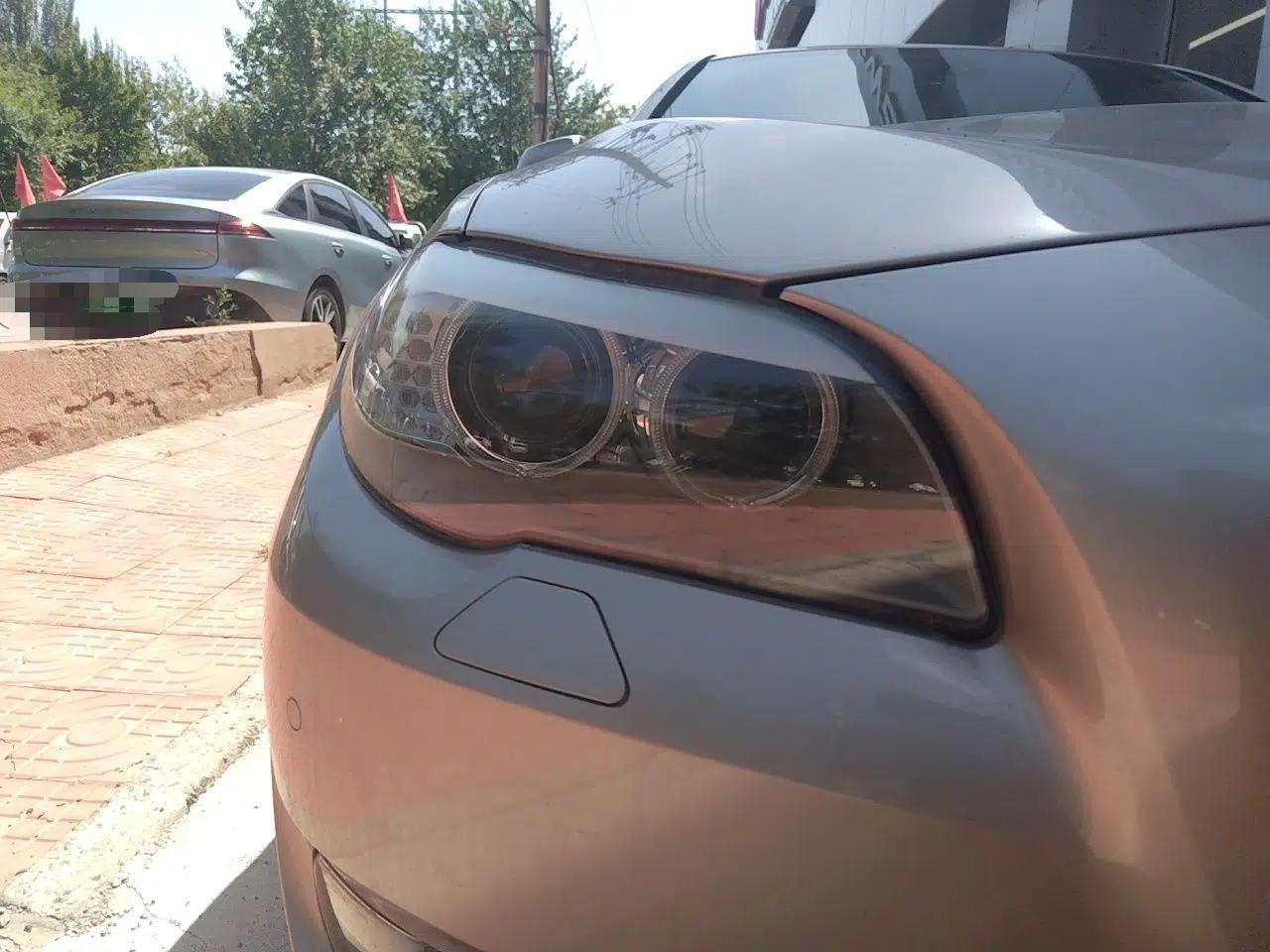 BMW 5 Series 2012 523Li Luxury Model — миниатюра 7