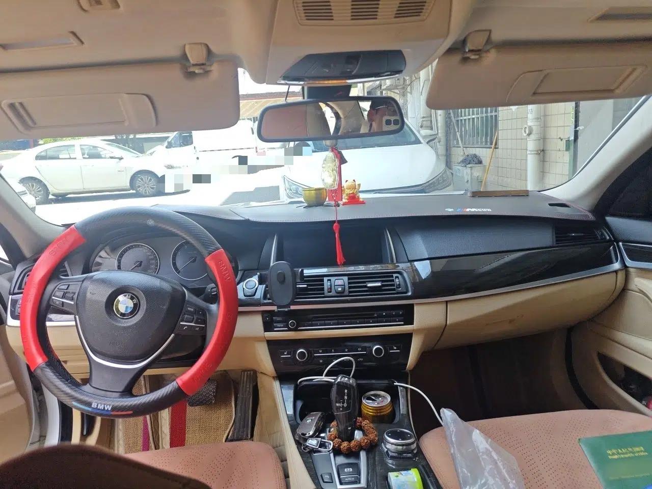 BMW 5 Series 2014 525Li Leading Model — миниатюра 18
