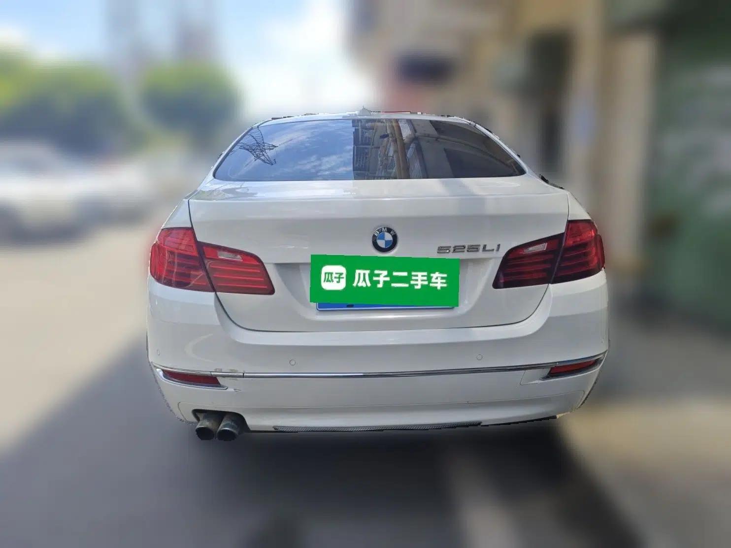 BMW 5 Series 2014 525Li Leading Model — миниатюра 5