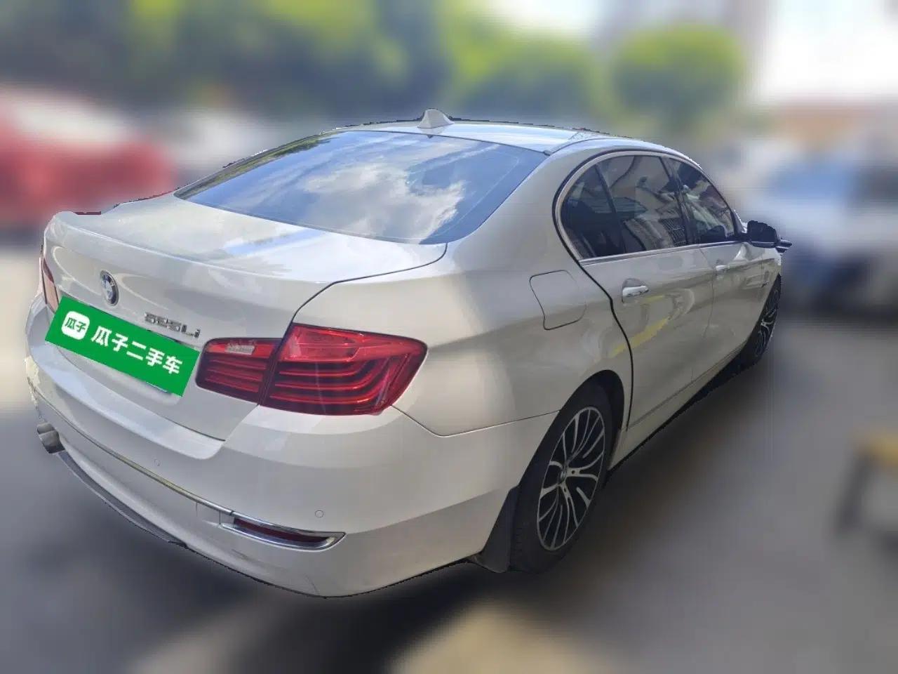 BMW 5 Series 2014 525Li Leading Model — миниатюра 6