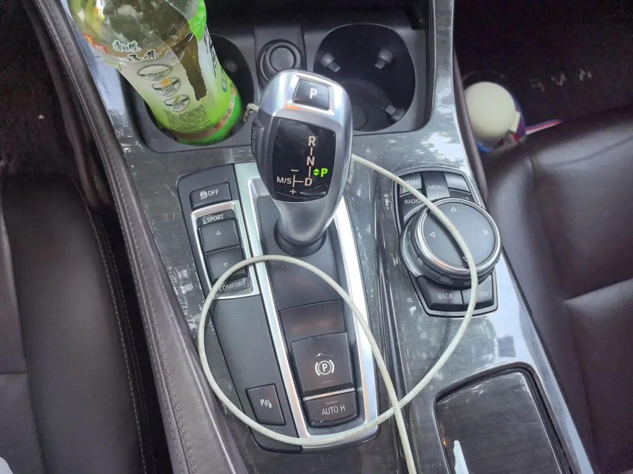 BMW 5 Series 2014 525Li Luxury Design Package — миниатюра 14
