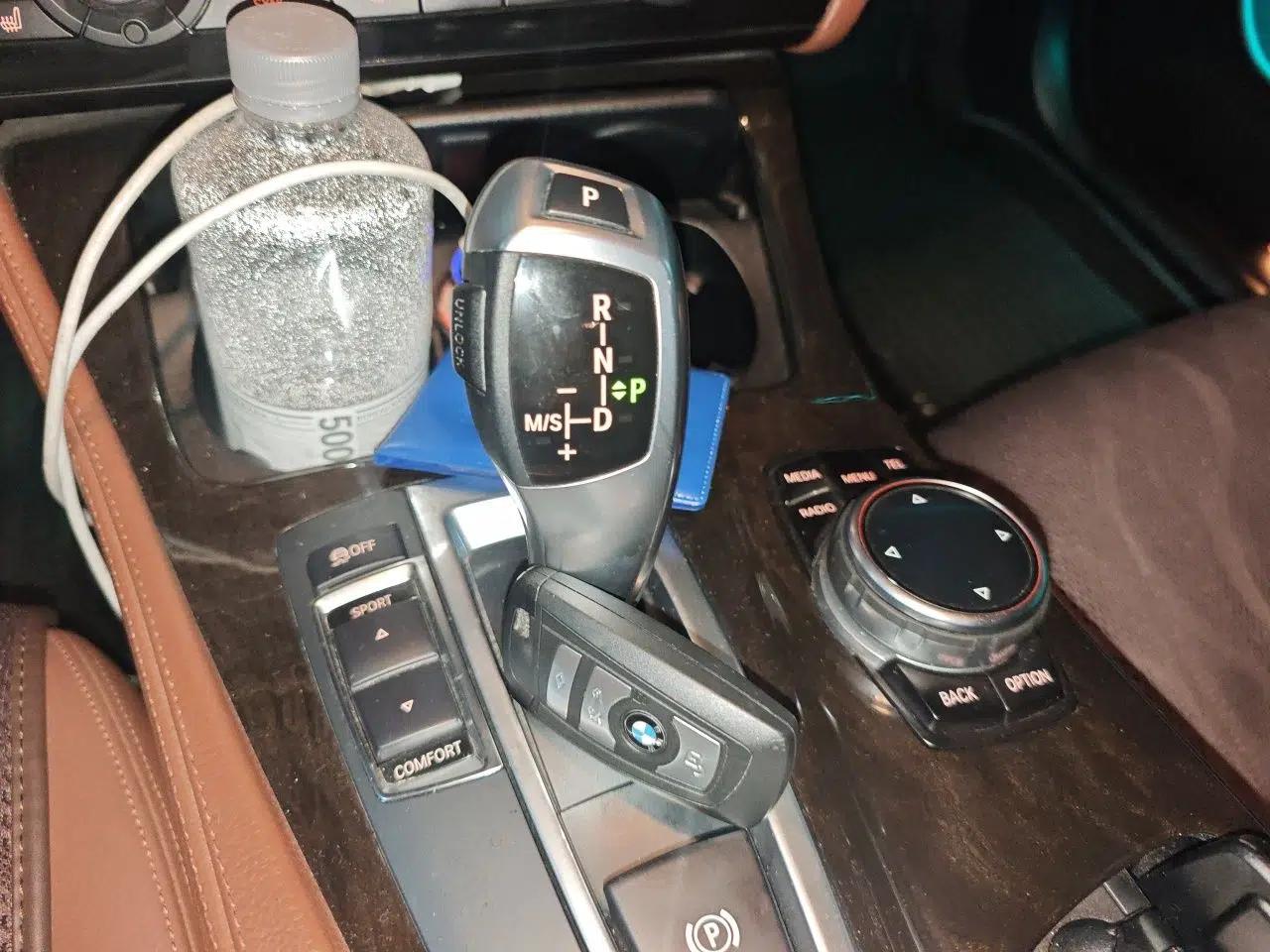 BMW 5 Series 2014 535Li Leading Model — миниатюра 14