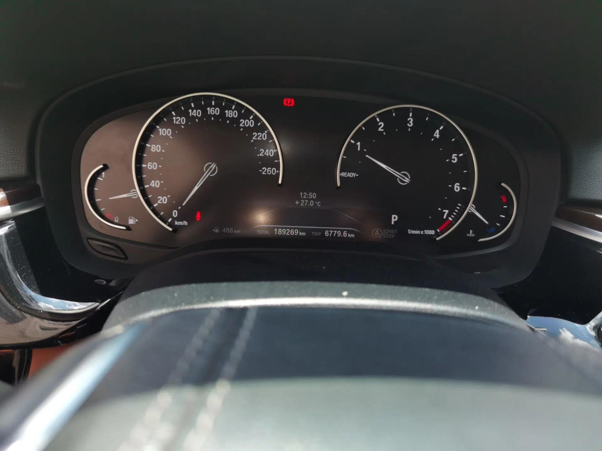 BMW 5 Series 2018 528Li Launch Special Edition — миниатюра 12