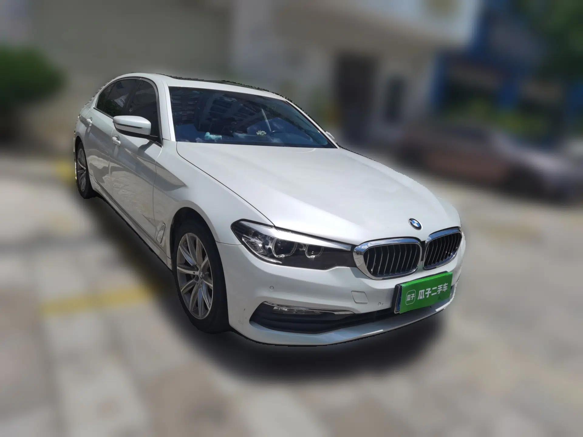 BMW 5 Series 2018 528Li Launch Special Edition — миниатюра 3
