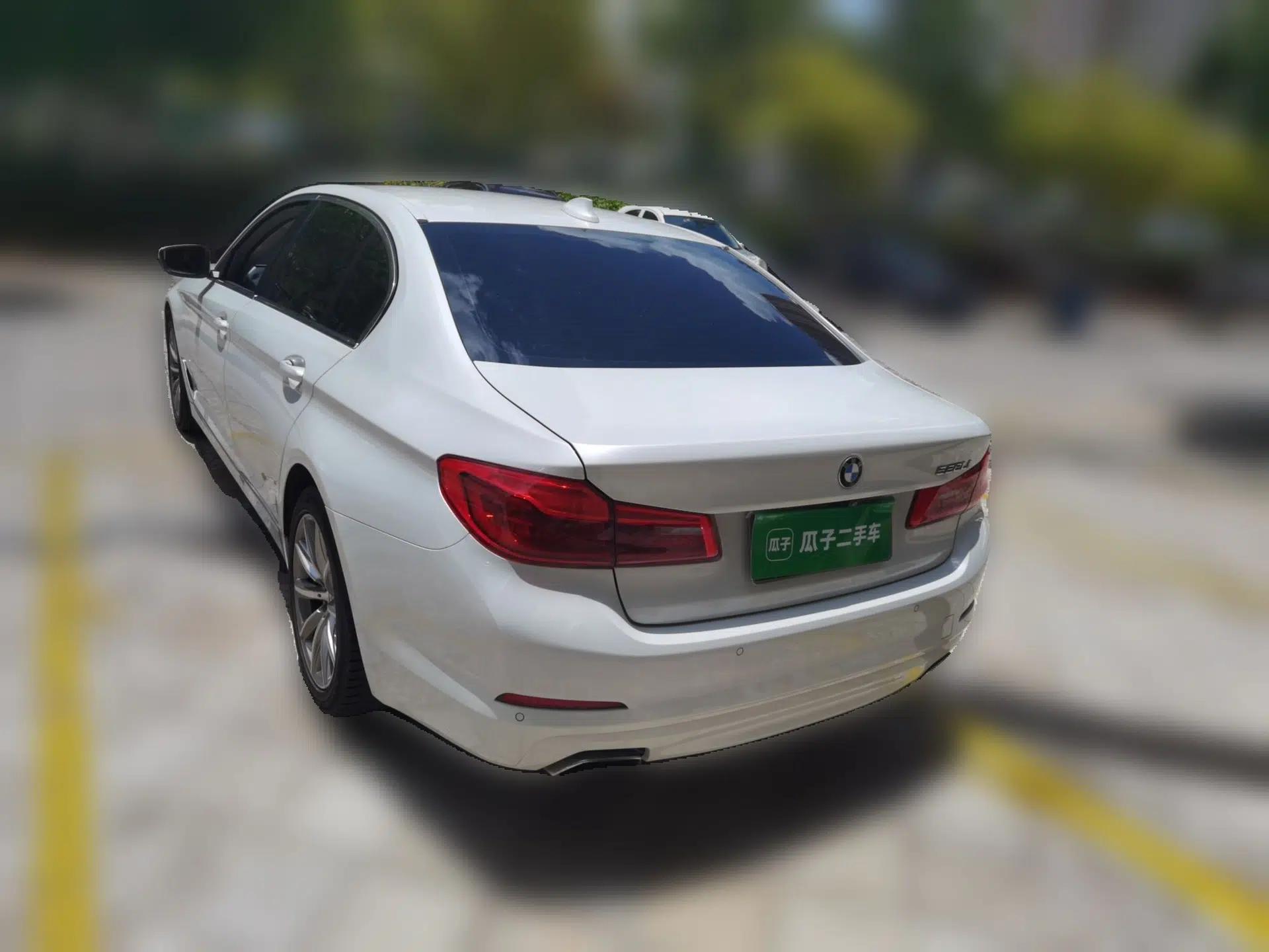 BMW 5 Series 2018 528Li Launch Special Edition — миниатюра 4