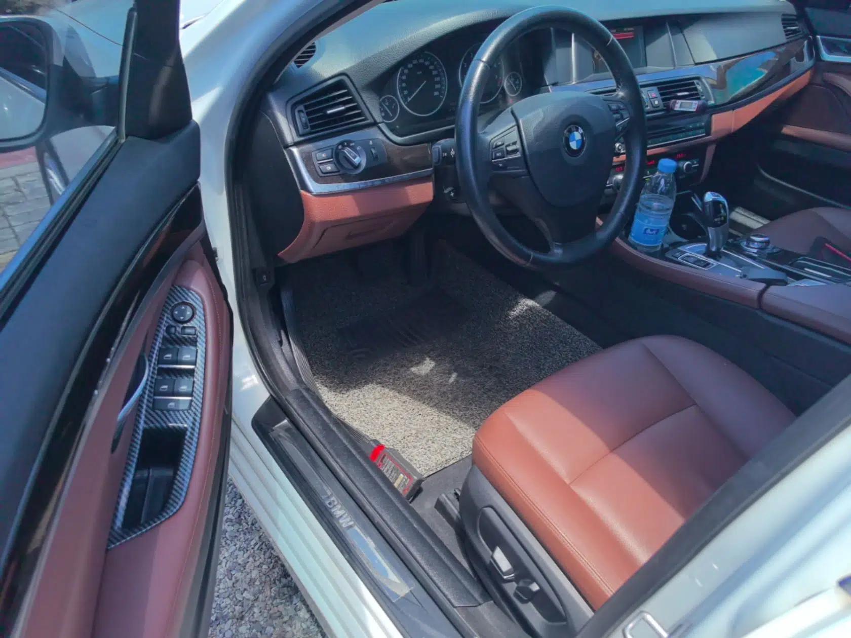 BMW 5 Series 2014 525Li Leading Model — миниатюра 18