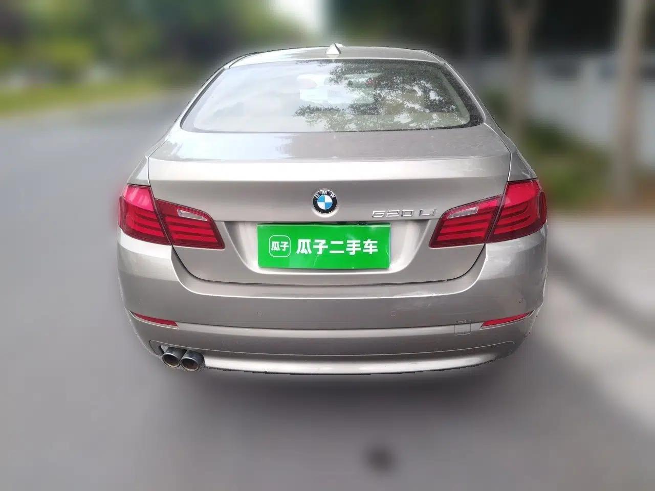 BMW 5 Series 2011 520Li Elegant Model — миниатюра 5
