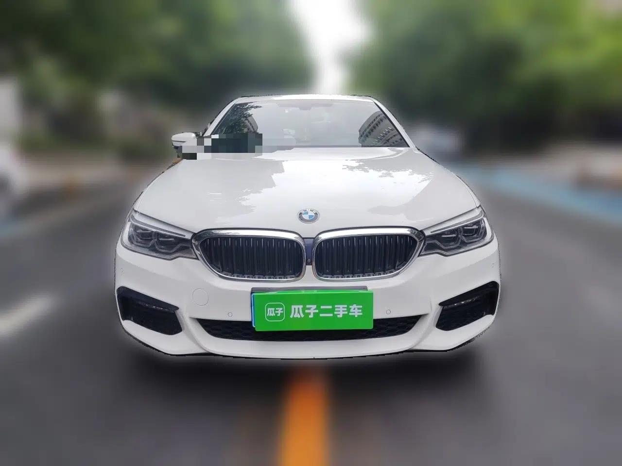 BMW 5 Series 2018 530i M Sport Package — миниатюра 2
