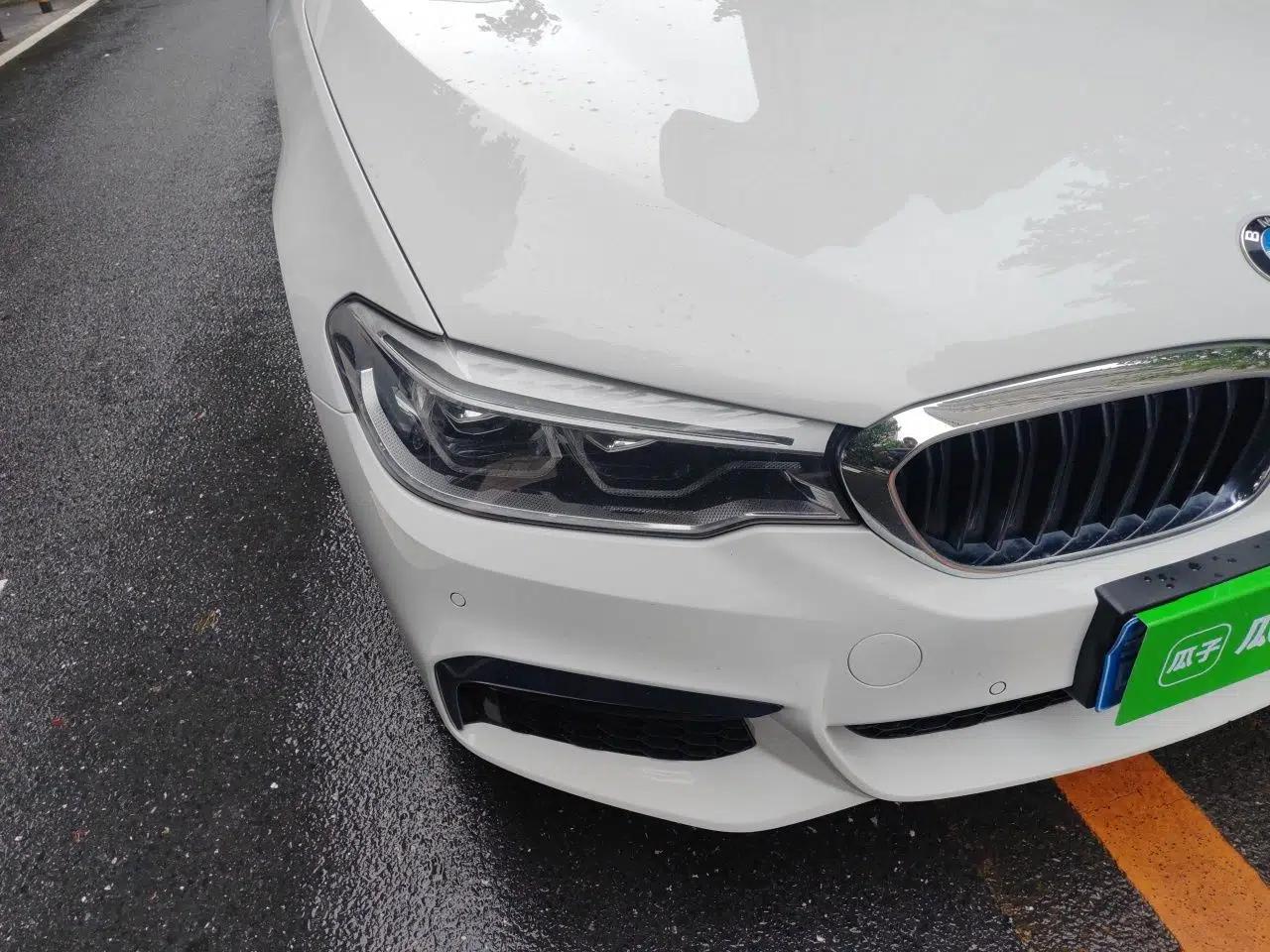 BMW 5 Series 2018 530i M Sport Package — миниатюра 7