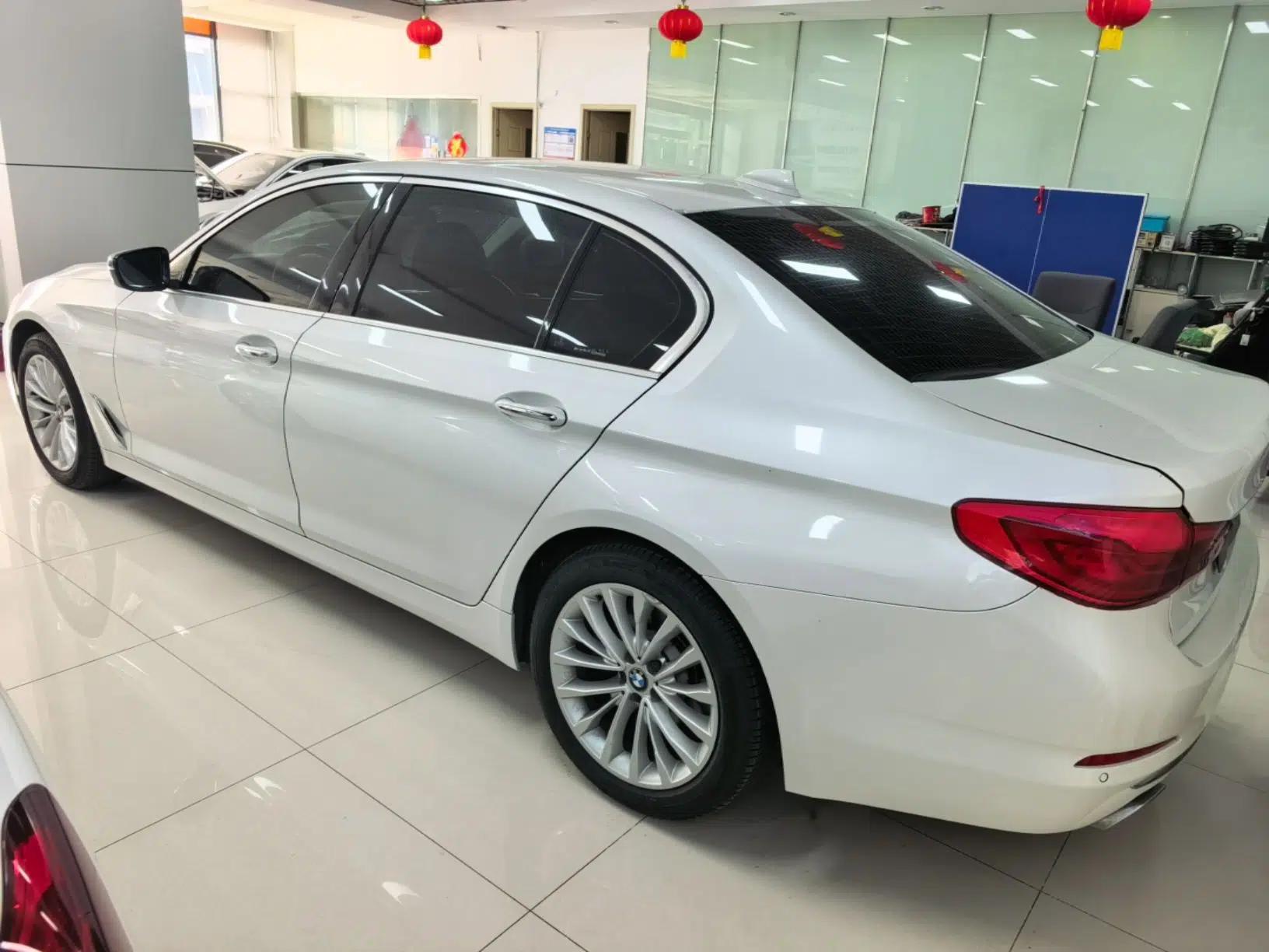 BMW 5 Series 2018 525Li Luxury Package — миниатюра 4