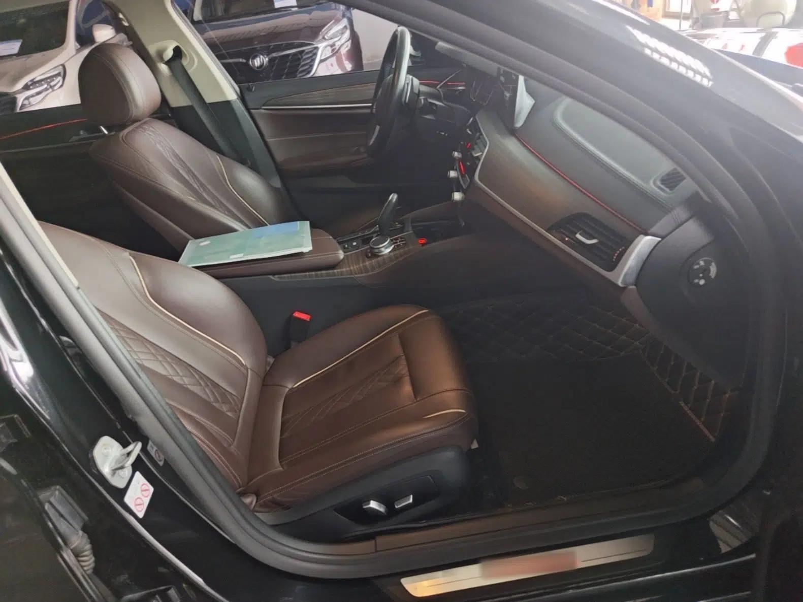 BMW 5 Series 2018 Revised Version 530Li Leading Edition Luxury Package — миниатюра 19