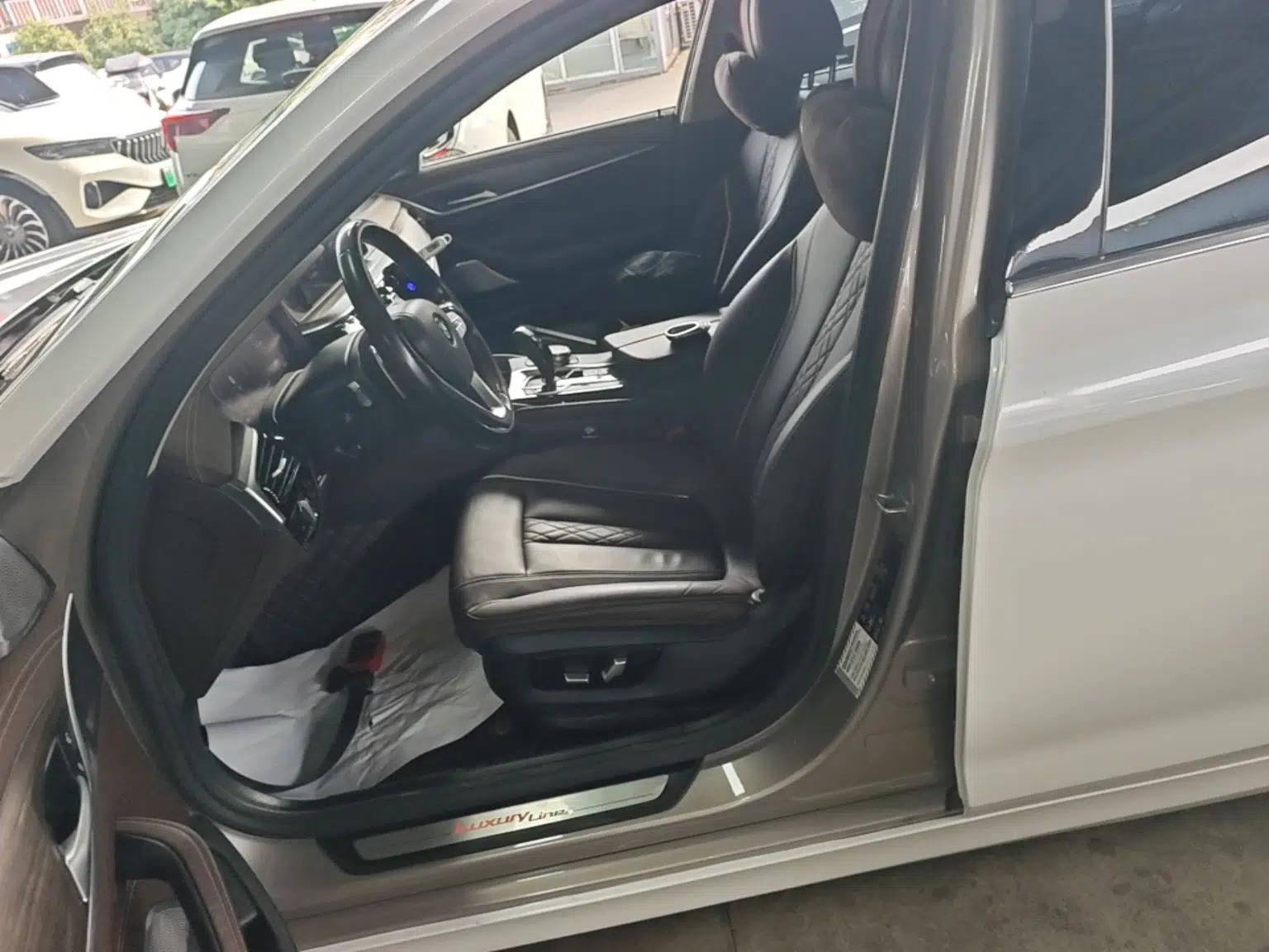 BMW 5 Series 2020 530Li xDrive Luxury Package — миниатюра 22