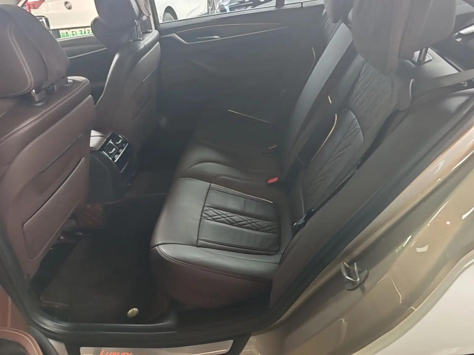 BMW 5 Series 2020 530Li xDrive Luxury Package — миниатюра 25