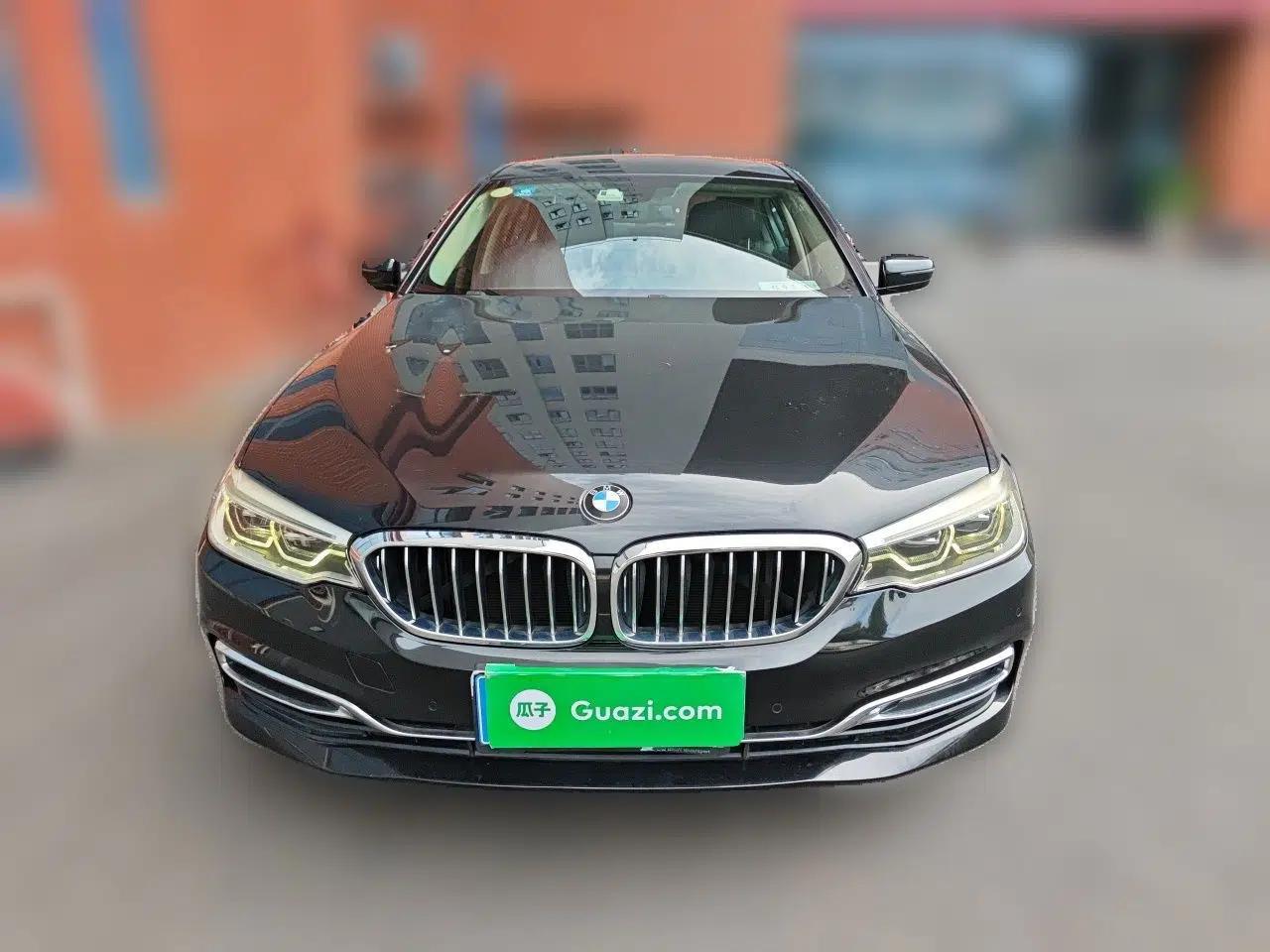 BMW 5 Series 2018 Revised Version 530Li Leading Edition Luxury Package — миниатюра 2