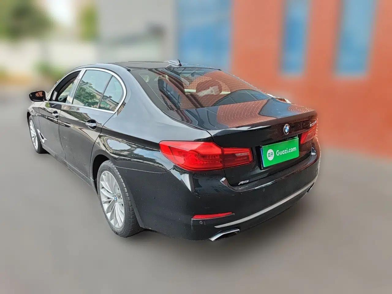 BMW 5 Series 2018 Revised Version 530Li Leading Edition Luxury Package — миниатюра 4