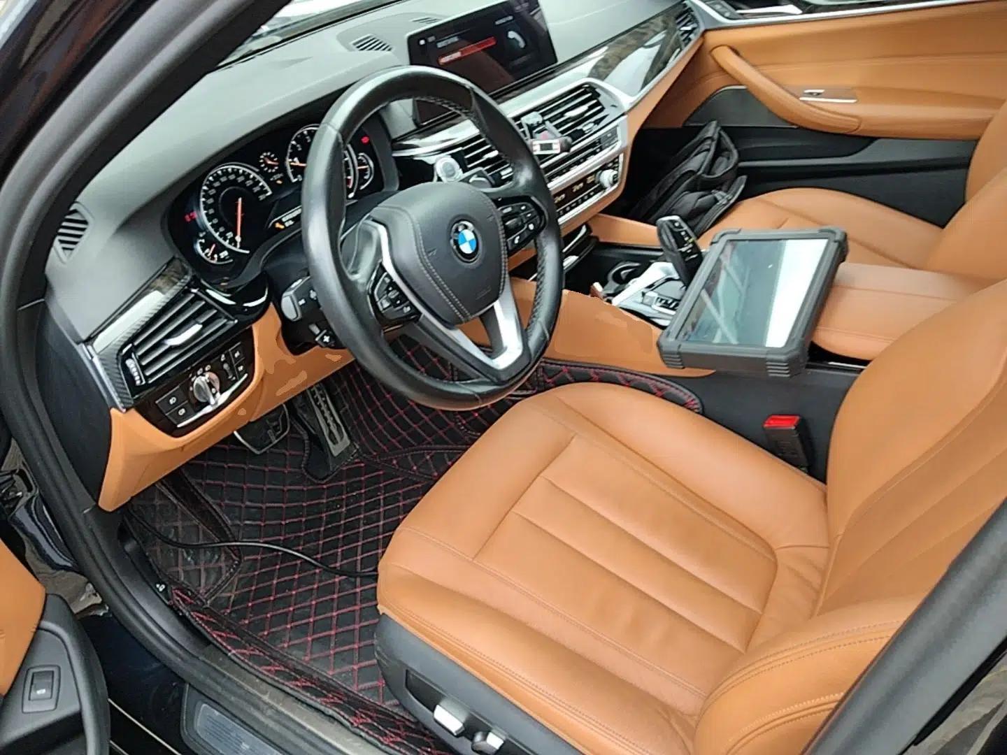BMW 5 Series 2018 530Li Leading Model M Sport Package — миниатюра 17
