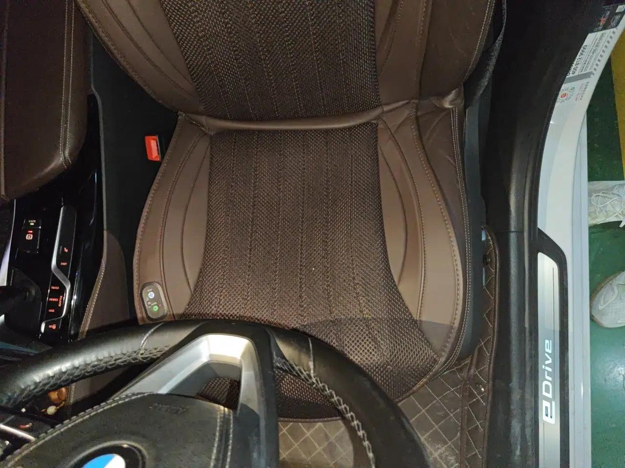 BMW 5 Series New Energy 2019 530Le Luxury Package — миниатюра 15