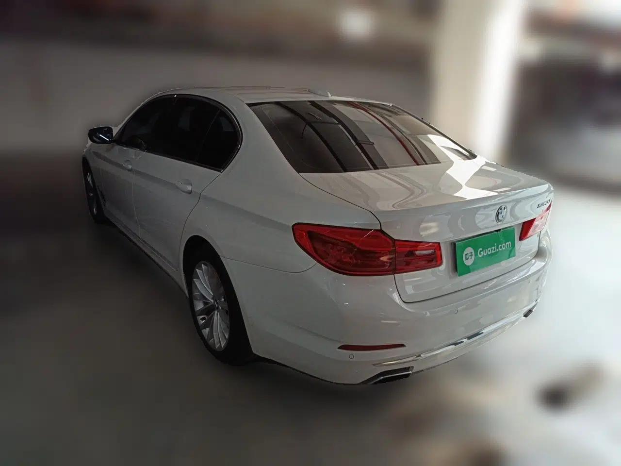BMW 5 Series 2018 525Li Luxury Package — миниатюра 4