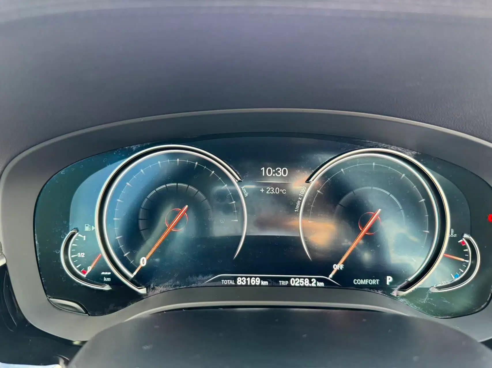 BMW 5 Series 2018 Facelifted 530Li Luxury Edition Premium Package — миниатюра 14