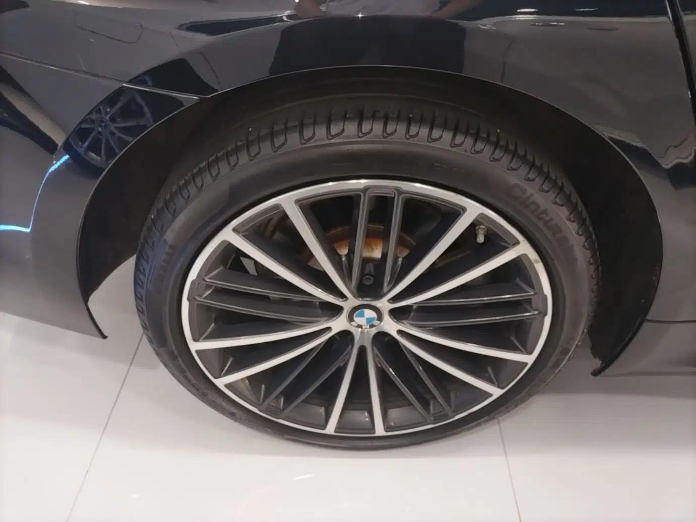 BMW 5 Series 2020 530Li Leading Model M Sport Package — миниатюра 11