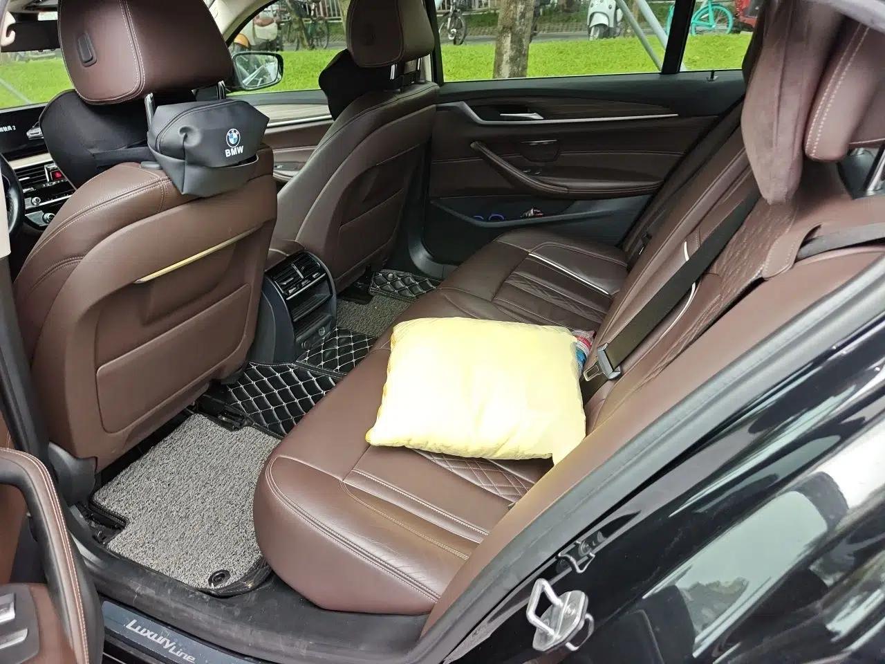 BMW 5 Series 2019 Facelifted 530Li Leading Edition Luxury Package — миниатюра 17