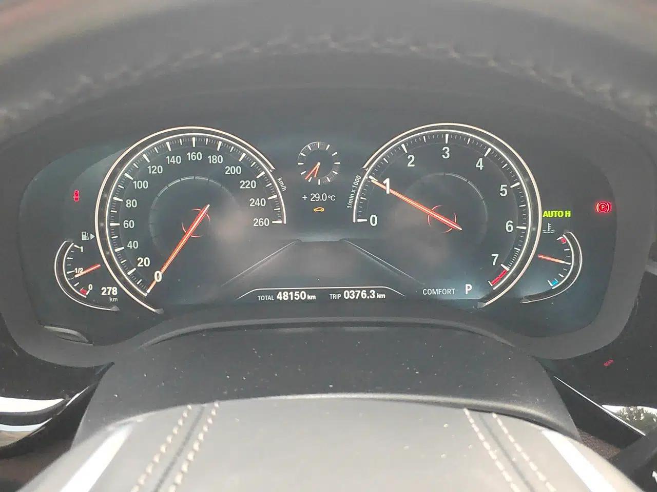 BMW 5 Series 2018 530Li Leading Model M Sport Package — миниатюра 11