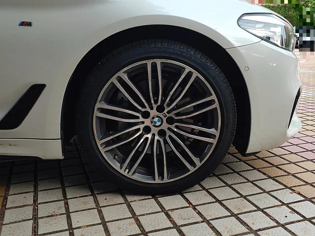 BMW 5 Series 2018 530Li Leading Model M Sport Package — миниатюра 8