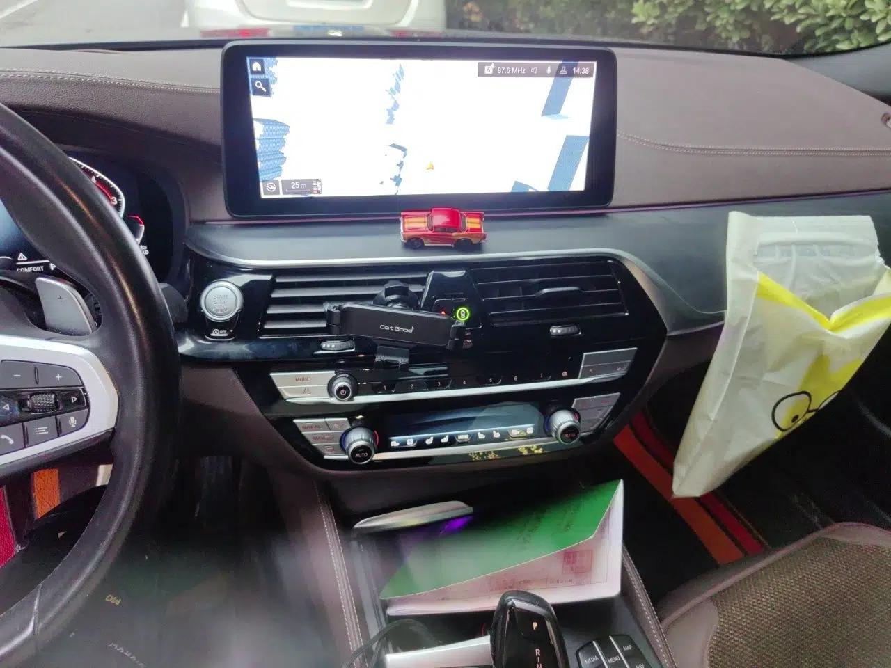 BMW 5 Series 2021 530Li Luxury Edition M Sport Package — миниатюра 13
