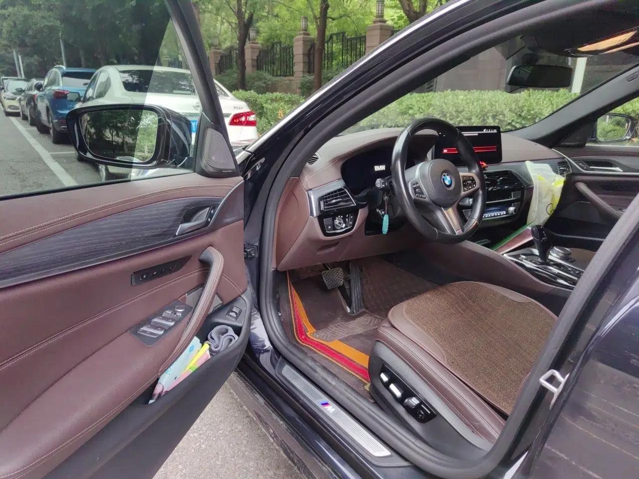BMW 5 Series 2021 530Li Luxury Edition M Sport Package — миниатюра 16