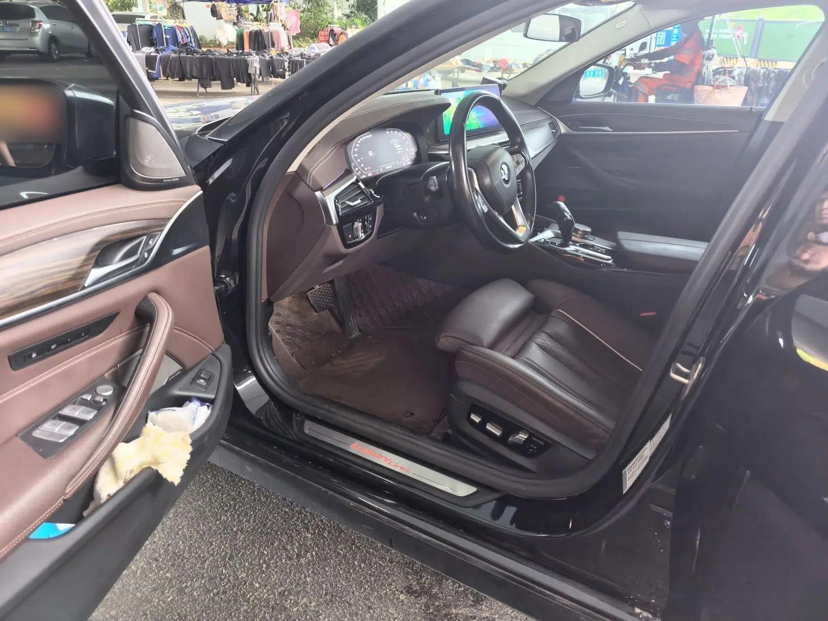 BMW 5 Series 2021 530Li Luxury Edition Premium Package — миниатюра 16