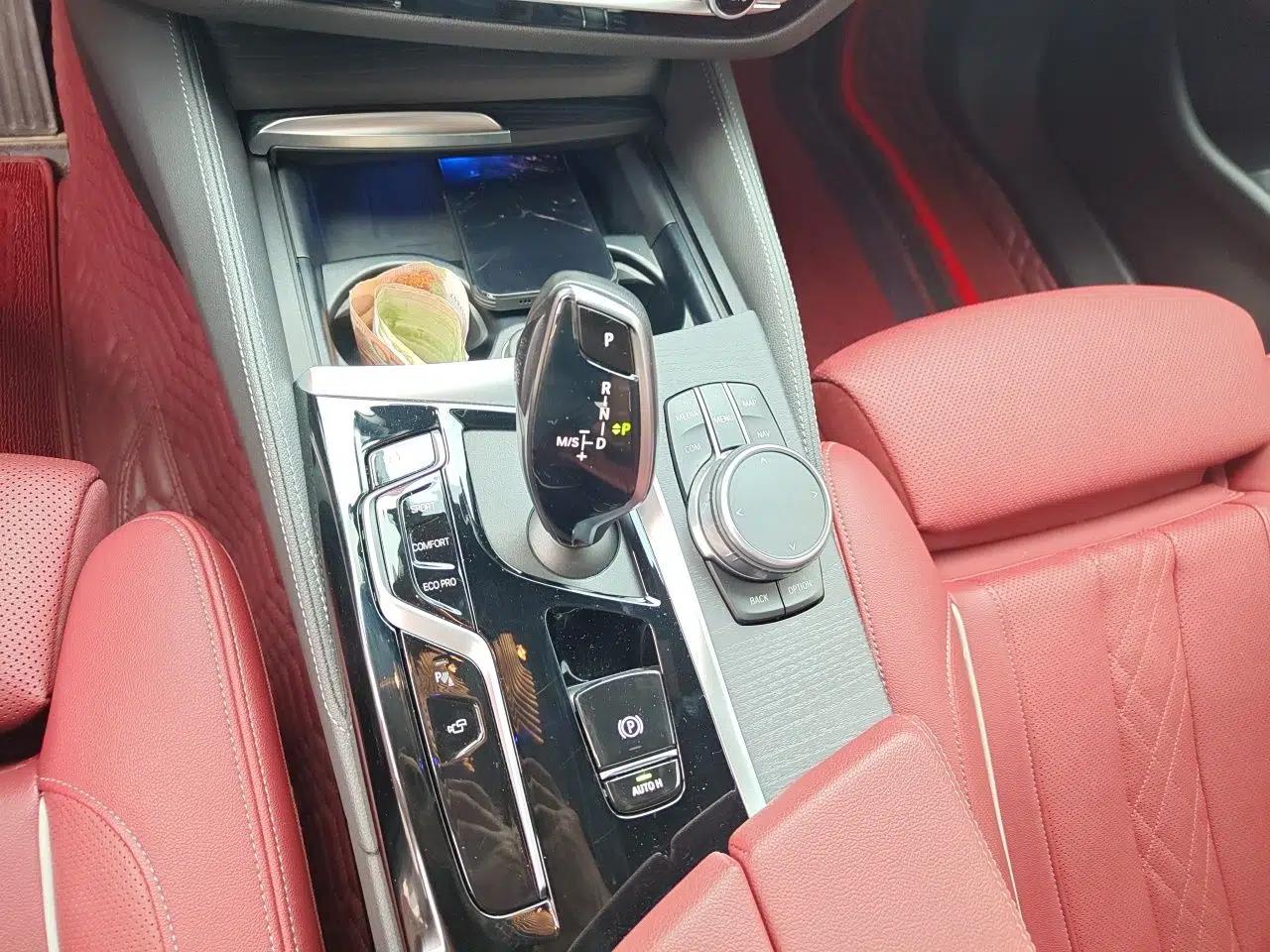 BMW 5 Series 2022 Second Facelift 530Li Luxury Version M Sport Package — миниатюра 14
