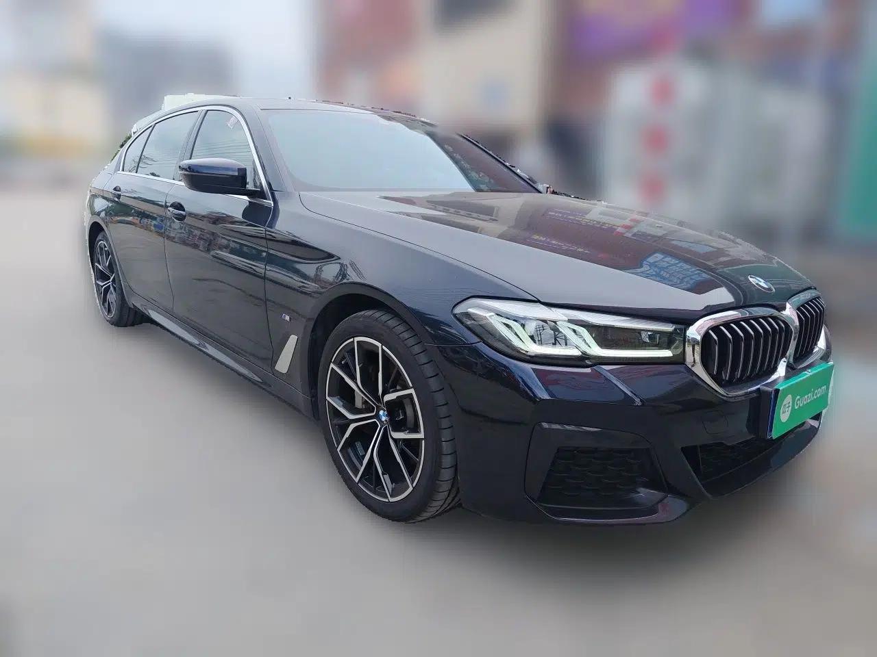 BMW 5 Series 2022 Second Facelift 530Li Luxury Version M Sport Package — миниатюра 3