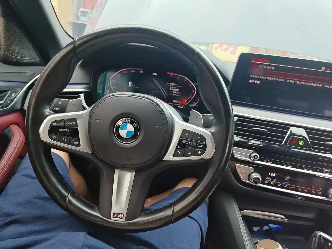 BMW 5 Series 2022 Second Facelift 530Li Luxury Version M Sport Package — миниатюра 10