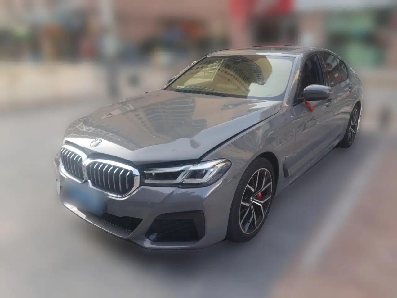 BMW 5 Series 2022 Restyled 530i Sport Line with M Sport Package — миниатюра 1