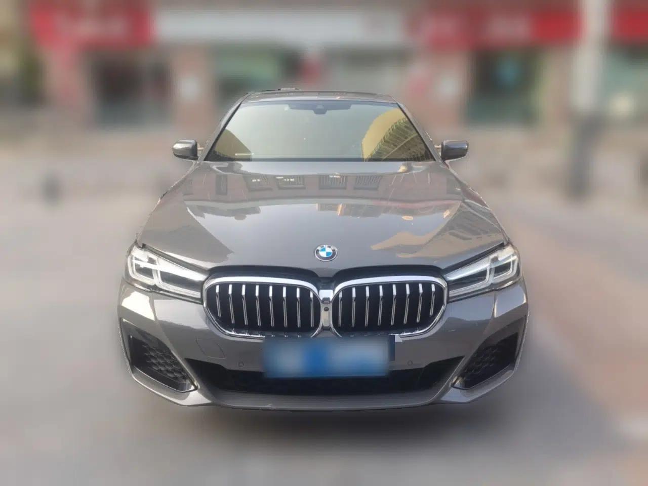 BMW 5 Series 2022 Restyled 530i Sport Line with M Sport Package — миниатюра 2