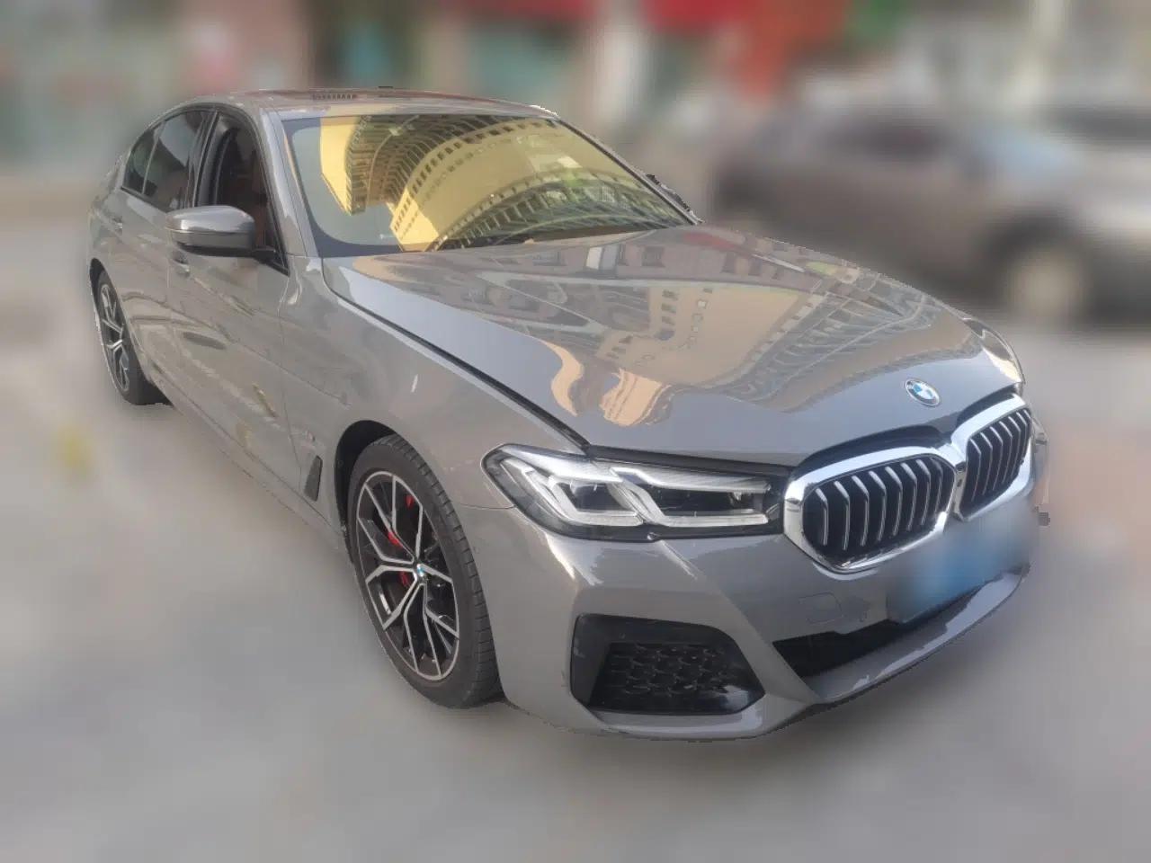 BMW 5 Series 2022 Restyled 530i Sport Line with M Sport Package — миниатюра 3