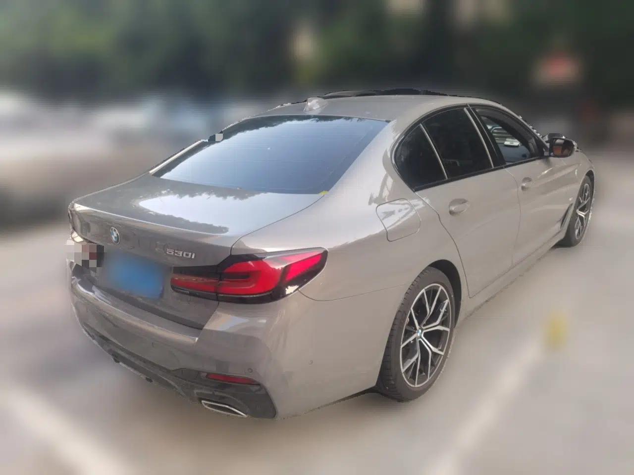 BMW 5 Series 2022 Restyled 530i Sport Line with M Sport Package — миниатюра 6