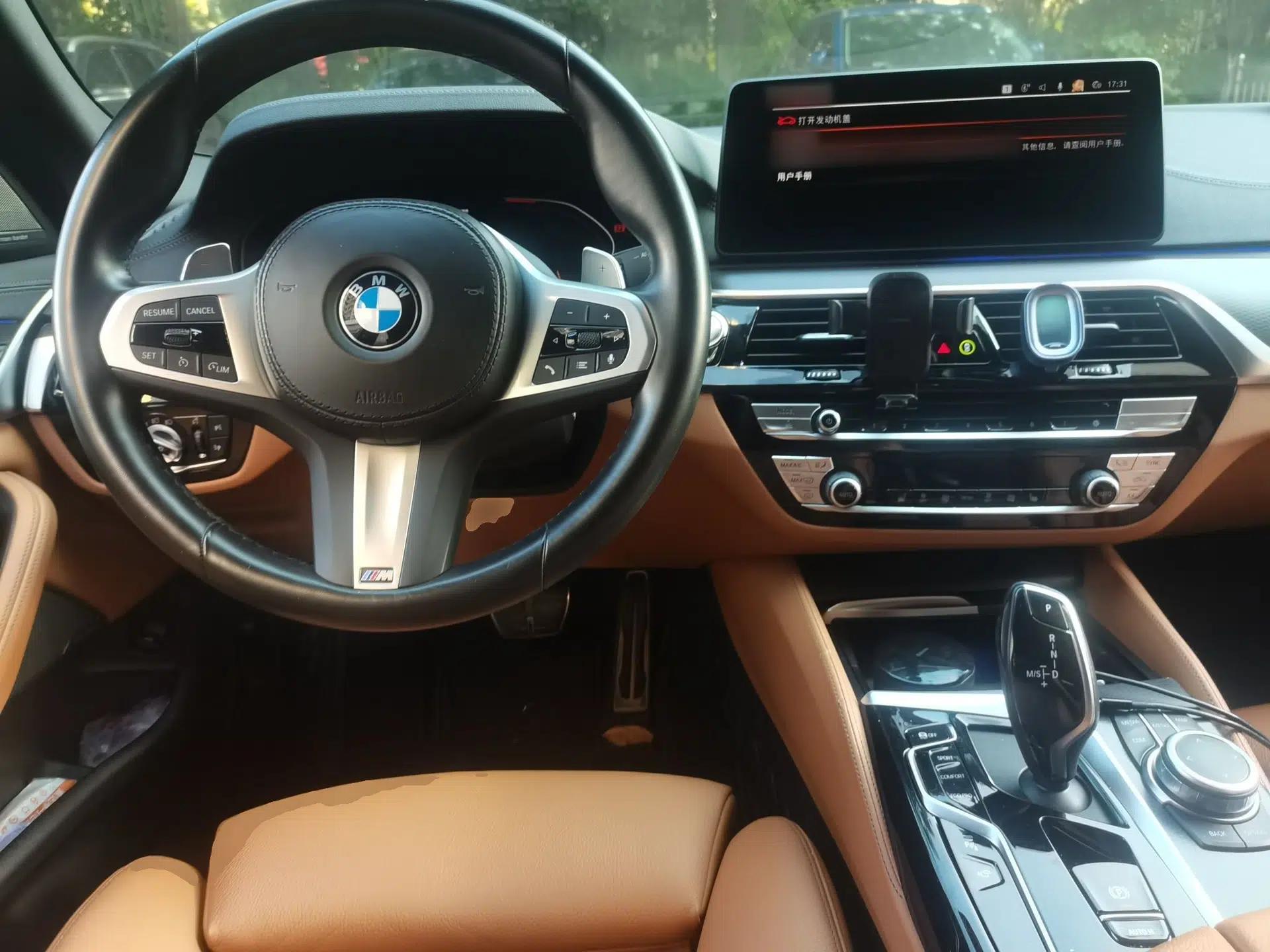 BMW 5 Series 2022 Restyled 530i Sport Line with M Sport Package — миниатюра 9