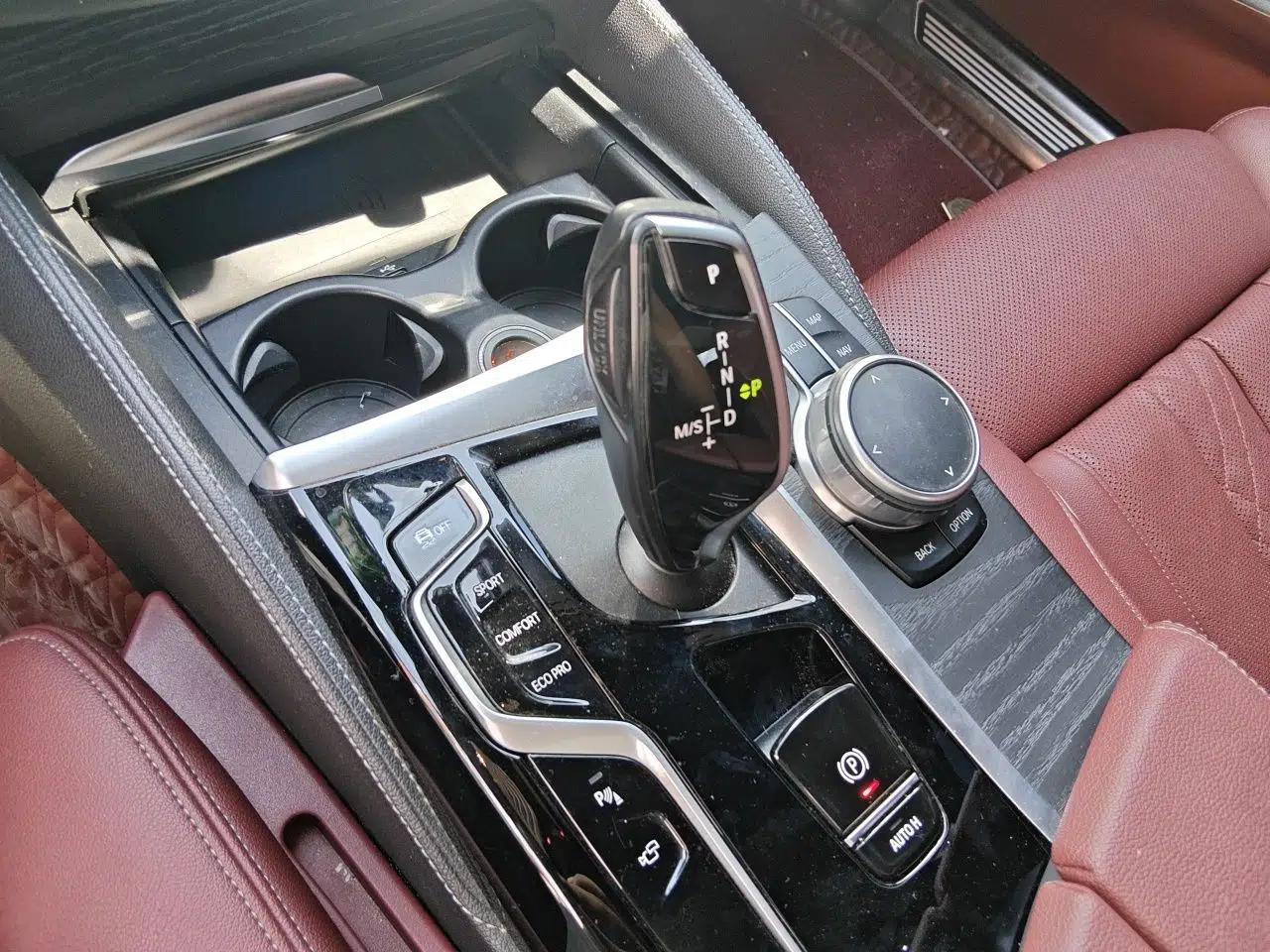 BMW 5 Series 2021 Restyled 530Li Luxury Edition M Sport Package — миниатюра 14
