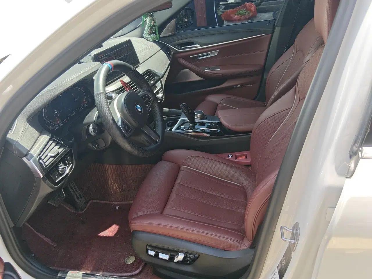 BMW 5 Series 2021 Restyled 530Li Luxury Edition M Sport Package — миниатюра 15