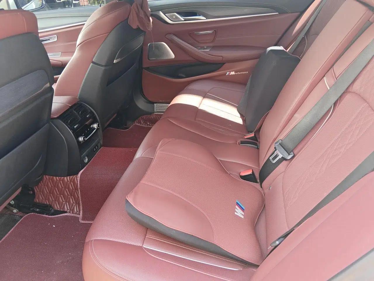 BMW 5 Series 2021 Restyled 530Li Luxury Edition M Sport Package — миниатюра 17