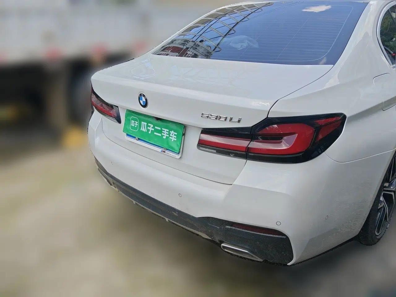 BMW 5 Series 2021 Restyled 530Li Luxury Edition M Sport Package — миниатюра 5