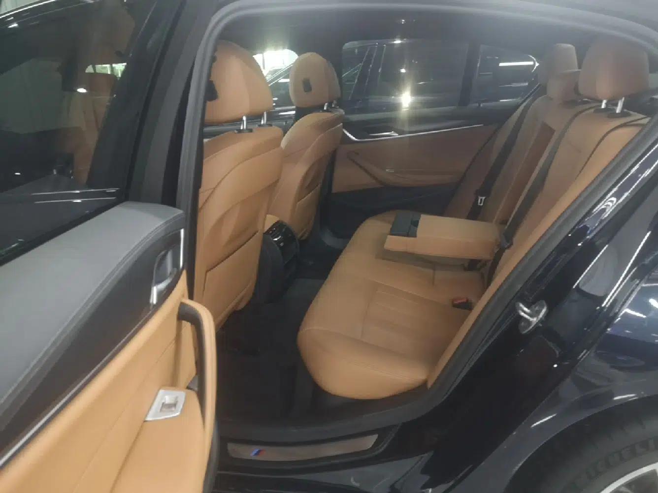 BMW 5 Series 2022 Restyled 525i M Sport Package — миниатюра 20