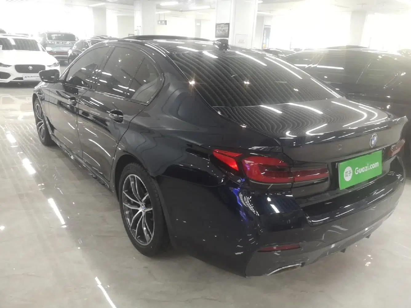 BMW 5 Series 2022 Restyled 525i M Sport Package — миниатюра 4