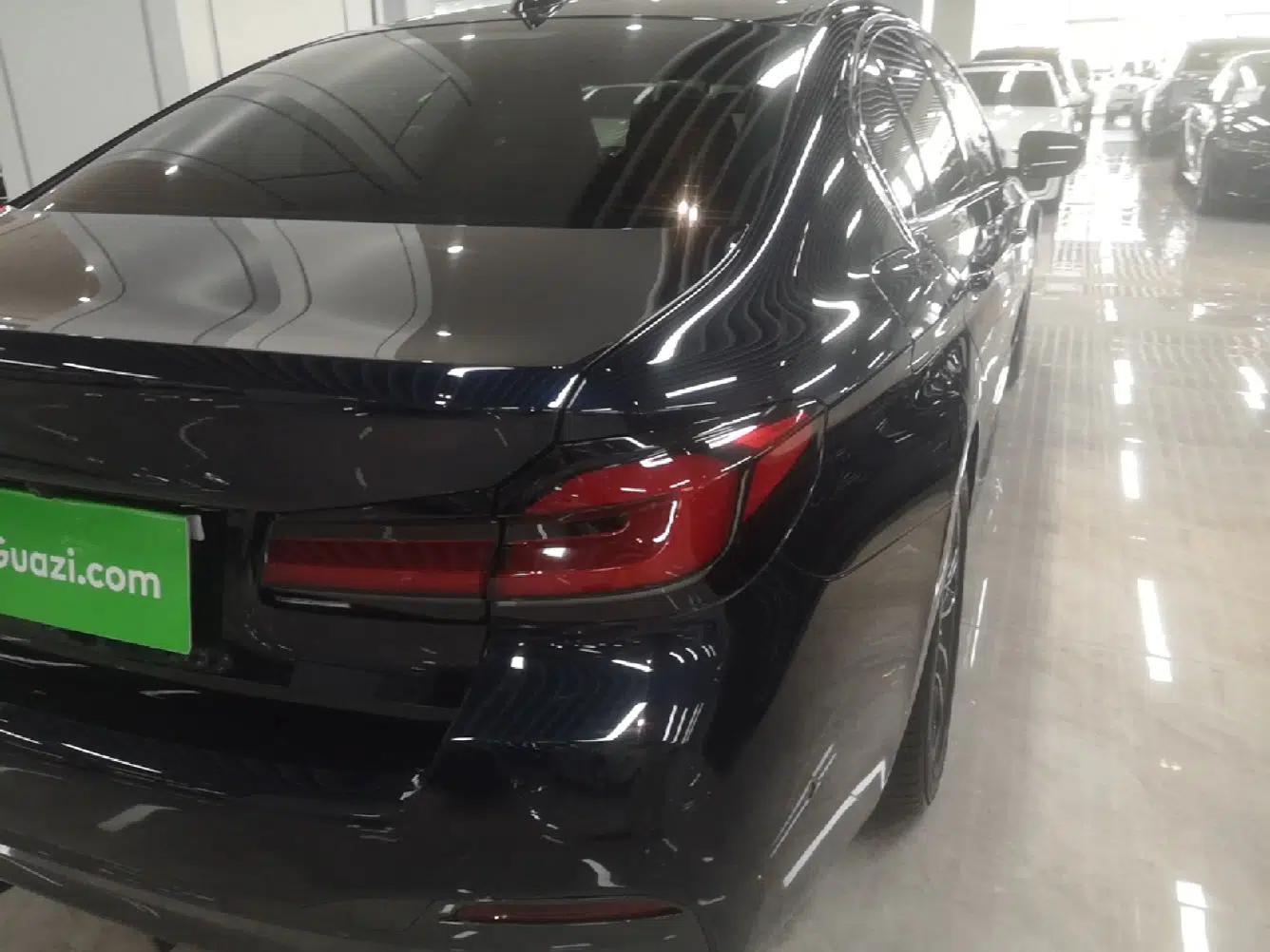 BMW 5 Series 2022 Restyled 525i M Sport Package — миниатюра 9