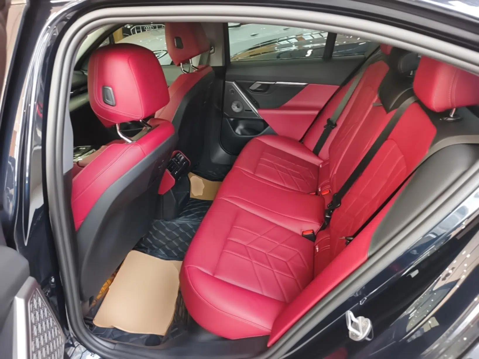 BMW 5 Series 2024 525i M Sport Package — миниатюра 20